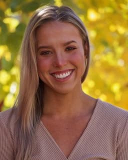 Holly Laurel Sperling