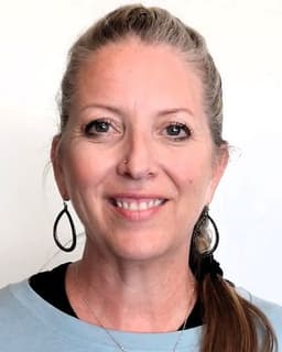 Jennifer Perkins (Book Instantly On Website)