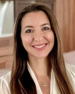 Belle Valladares-Gottlieb