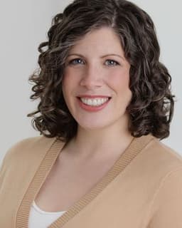 Meredith Amaya-Hodges