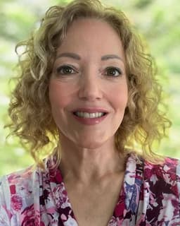 Dr. Mona E Stribling