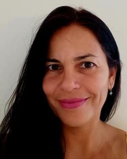 Alessandra Alves Carvalho