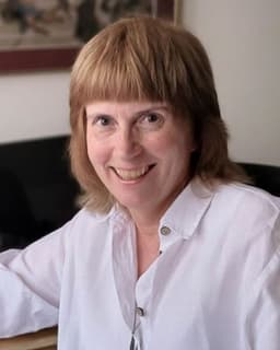 Dr. Karen Marie Kuss