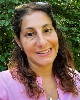 Laurie D Capobianco-Garibaldi