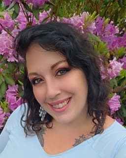 Elizabeth Bell-Jalbert