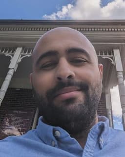 Seyed Vahid Hosseini