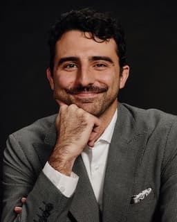 Drayton Benedict Queer Teen Therapist in Echo Park