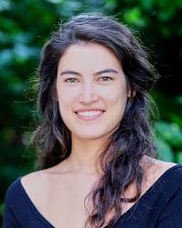 Vinaya Eve Nachampassak