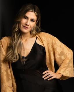 Dr. Stephanie Bathurst