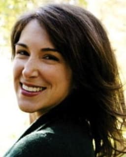 Dr. Laura Curtiss Feder