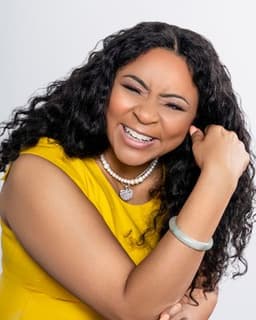 Dr. Angela Leniece Bōdy