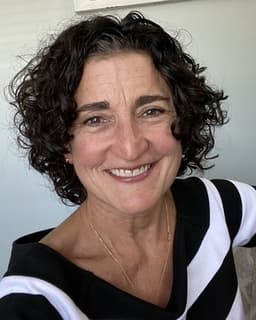 Theresa A Montelli-Cavoto