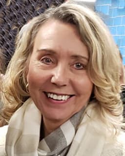 Dr. Marcia L Hopkins