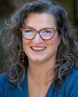 Michelle M Hardeman-Guptill