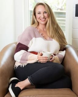 Megan Becker | Anxiety & Eating Disorder Therapist