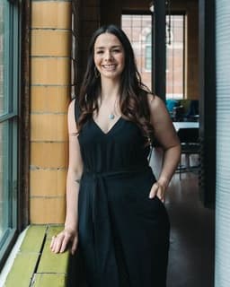 Britni Kelley: Adults, Couples, First Responders