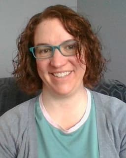 Carolyn LaCaresse, LMHC, LCPC