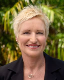 Penelope 'nel' Mercer