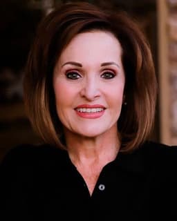 Debbie Poulsen-McRae