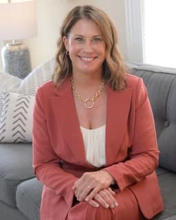 Danielle Kenney @ The Kenney Collective