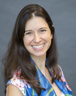 Dr. Celine Passeri