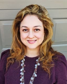 Dr. Caroline Perjessy