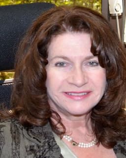 Carolyn Feyder Hokanson