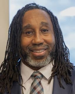 The Relationship Trainer