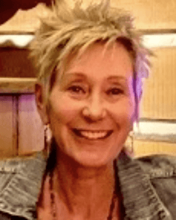 Lynn Patricia Curvey