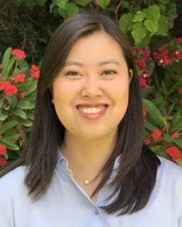 Asian American Art Therapist - Elizabeth Park