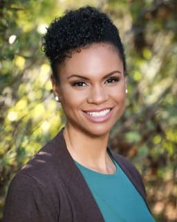 Peace of Wisdom Therapy- Paula Parra, LCSW