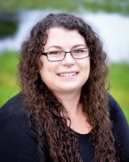 Dr. Faith Powers - Therapist and Life Coach