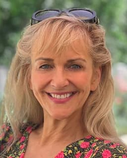 Janine de Peyer, LCSW-R