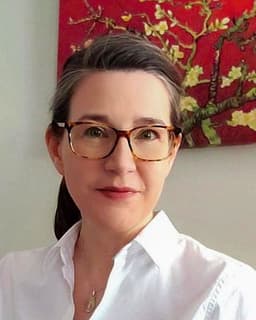 Sandra | Catholic Therapist | NY | MA | RI