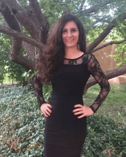 Kristien Hollingsworth