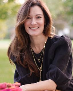 Hilary Woollen Cedergreen