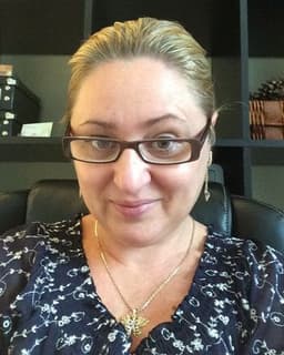 Yelena Shik Telehealth Psychotherapy