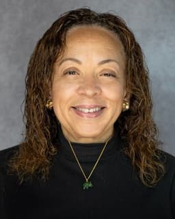 Carolyn Barravecchio