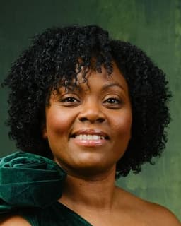 Shellian Wiliams-Brown