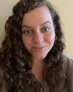 Michelle Wilber-Apostolov