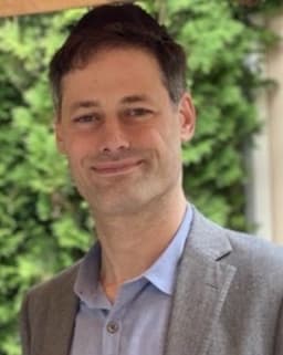 Dr. Shalom Augenbaum