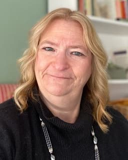 Karen A Dwyer-Tesoriero