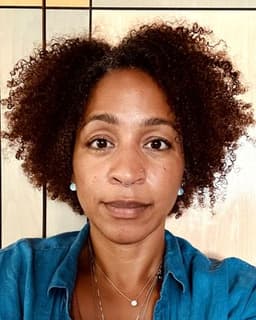 Dr. Suzana Duarte Santos Mallard